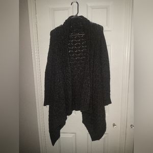 Cozy GUESS knitted sweater